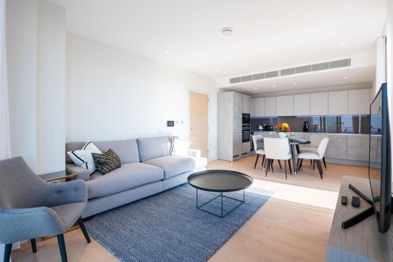 Modern Family Home Close To Victoria Station By Underthedoormat 런던 외부 사진